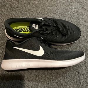 Nike mens Free Run Unworn size 11.5